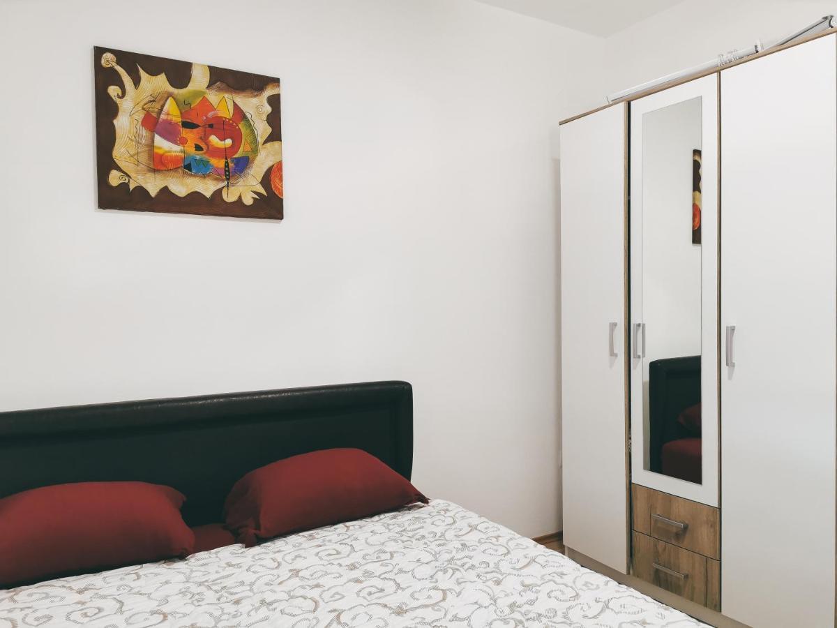 Ćuprija Cozy Corner Apartments - Free Parking & Wi-Fi מראה חיצוני תמונה