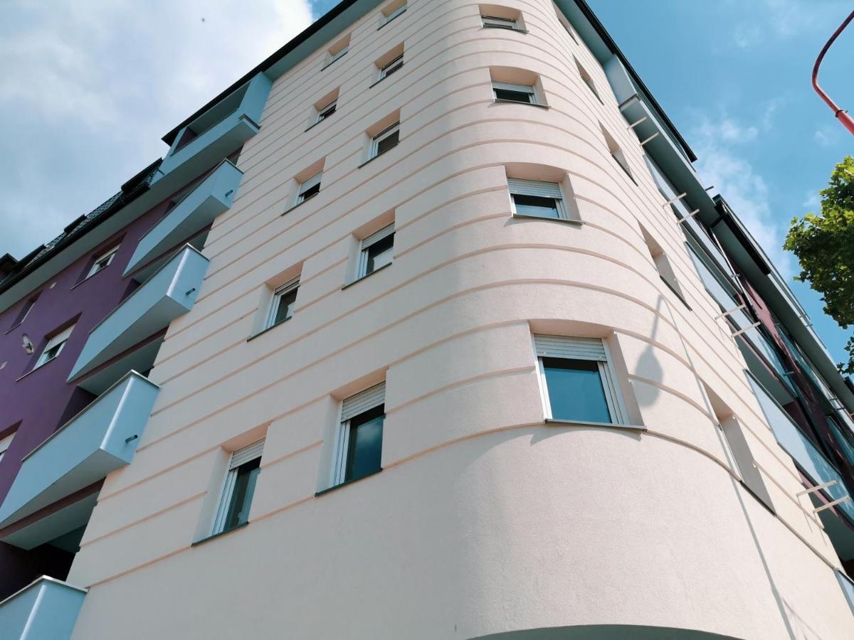 Ćuprija Cozy Corner Apartments - Free Parking & Wi-Fi מראה חיצוני תמונה
