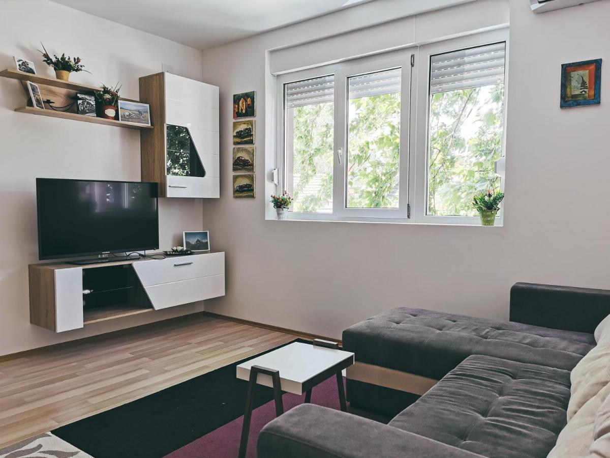 Ćuprija Cozy Corner Apartments - Free Parking & Wi-Fi מראה חיצוני תמונה