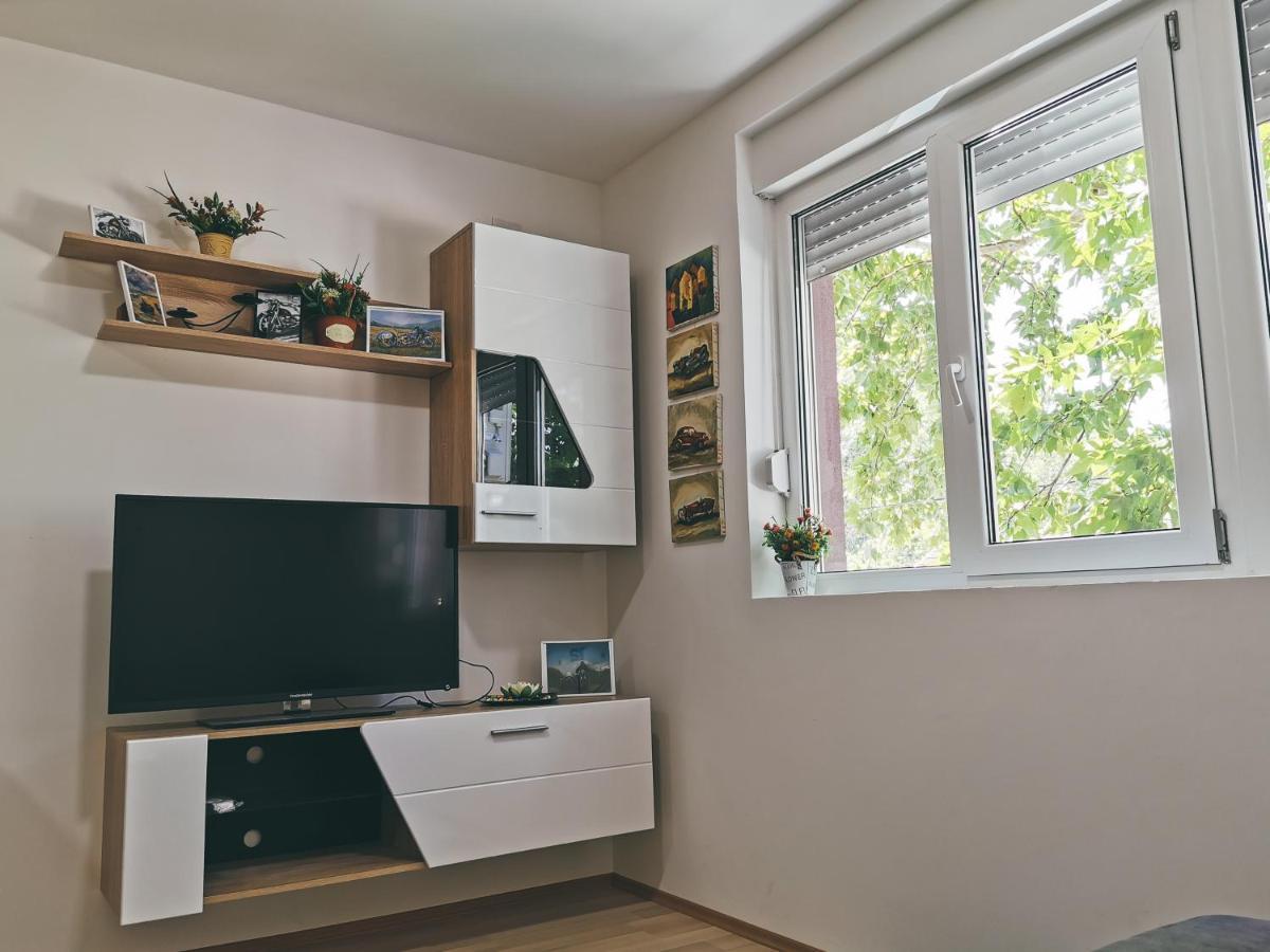 Ćuprija Cozy Corner Apartments - Free Parking & Wi-Fi מראה חיצוני תמונה