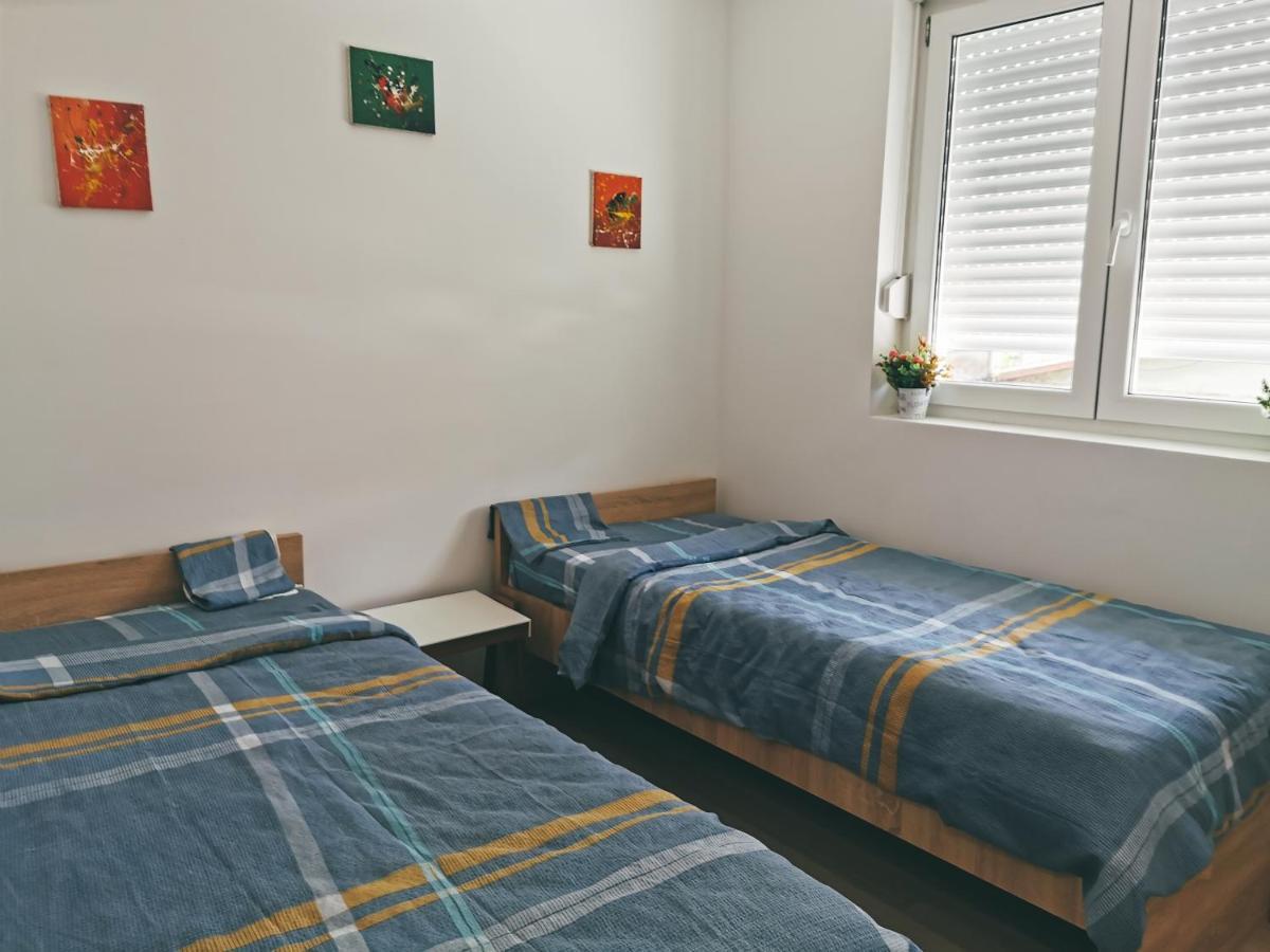 Ćuprija Cozy Corner Apartments - Free Parking & Wi-Fi מראה חיצוני תמונה