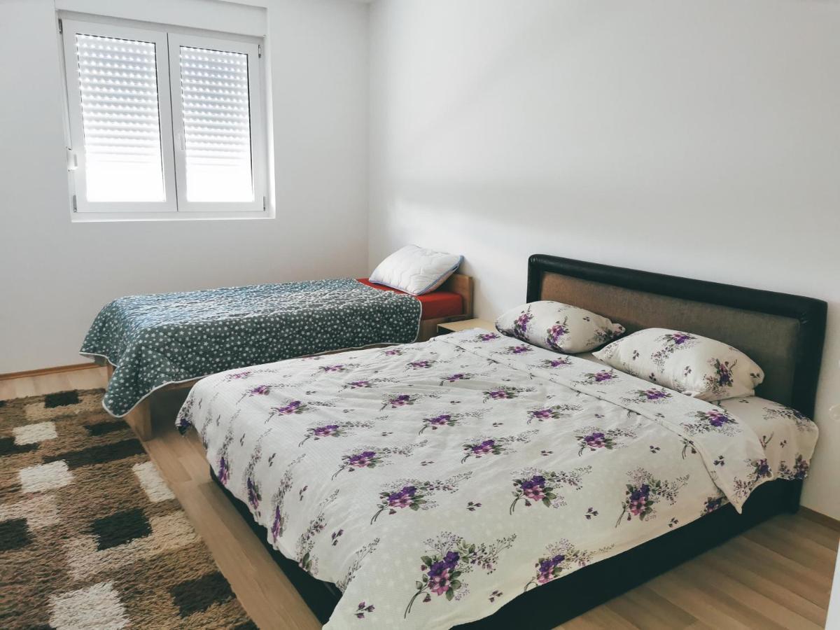 Ćuprija Cozy Corner Apartments - Free Parking & Wi-Fi מראה חיצוני תמונה