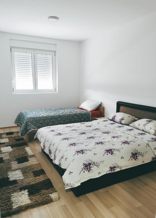 Ćuprija Cozy Corner Apartments - Free Parking & Wi-Fi מראה חיצוני תמונה